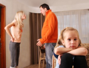 Çocuklara zarar vermeden boşanmanın bir yolu var mı?