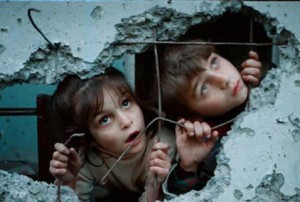 Sibel Yerdeniz: "Suriyeli küçük Hira; bağırsa dünya duyar mı?"