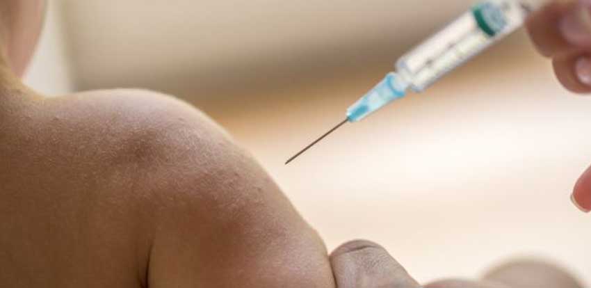 Tüm çocukluk aşıları tek bir iğnede mi toplanacak?